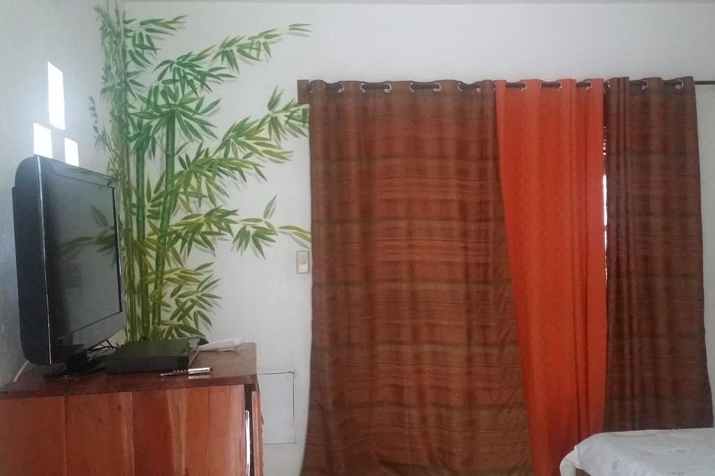 Bamboo Bungalows Resthouse Balabag  Camera foto