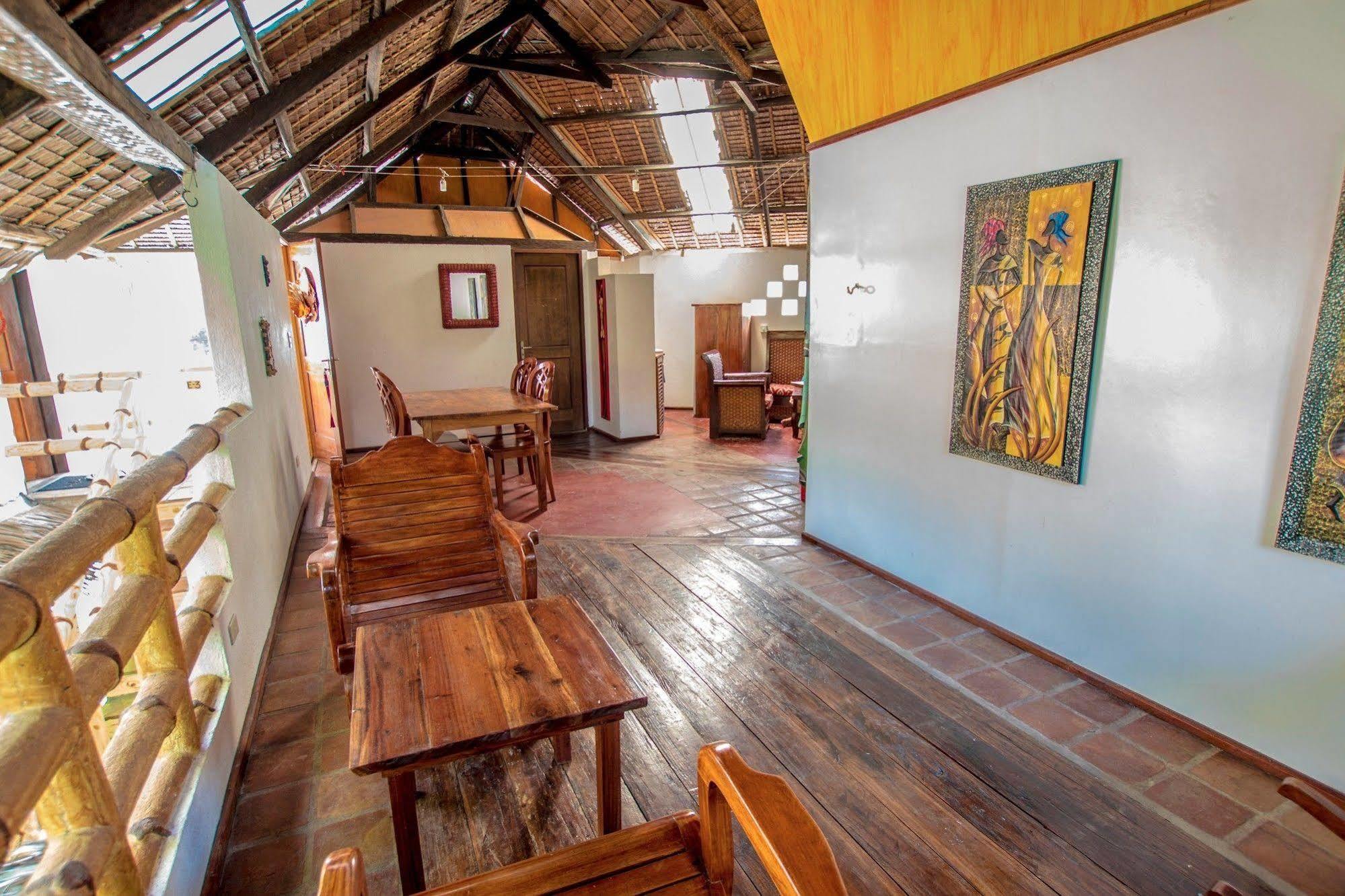 Bamboo Bungalows Resthouse Balabag  Esterno foto