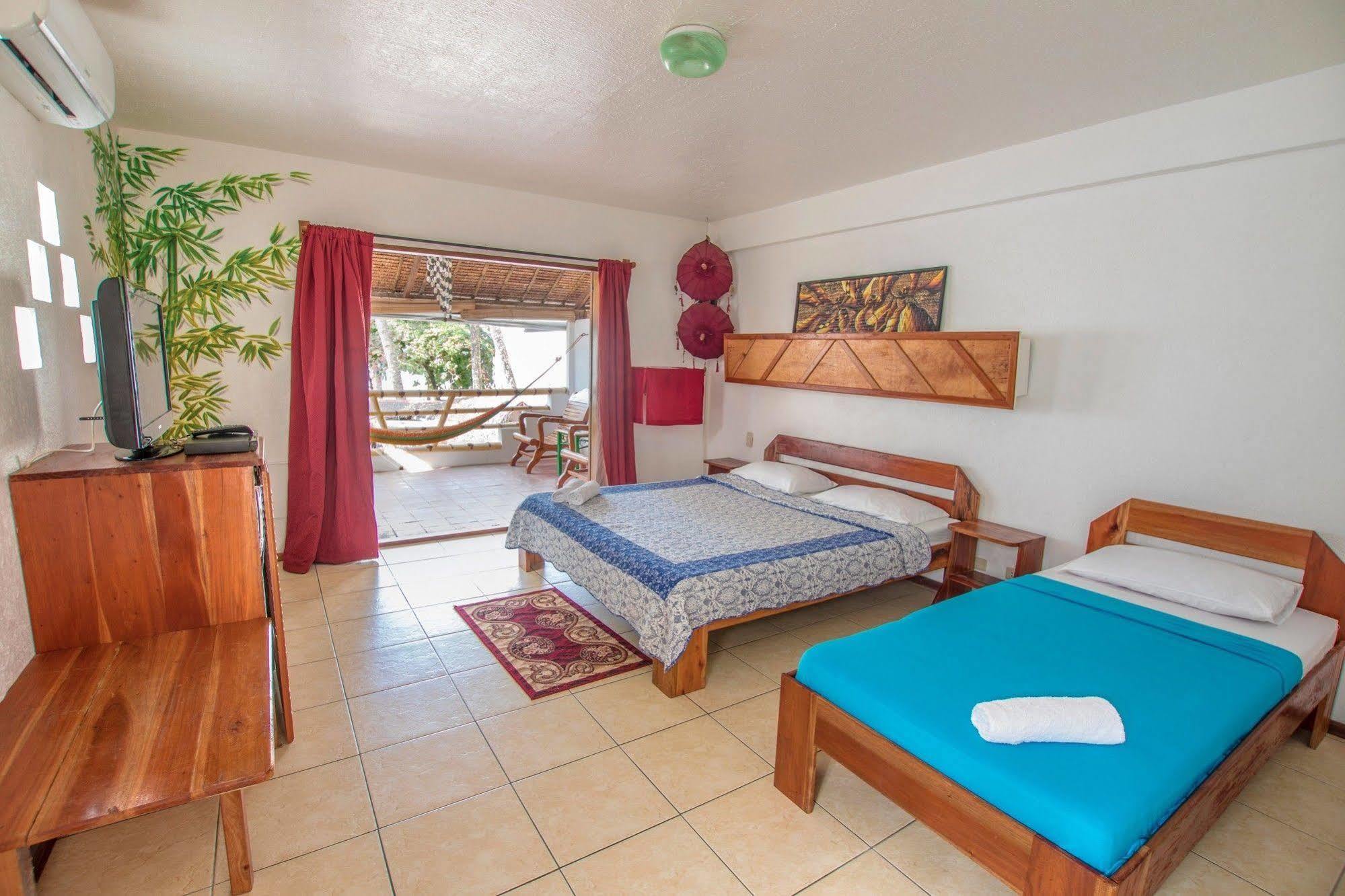 Bamboo Bungalows Resthouse Balabag  Esterno foto
