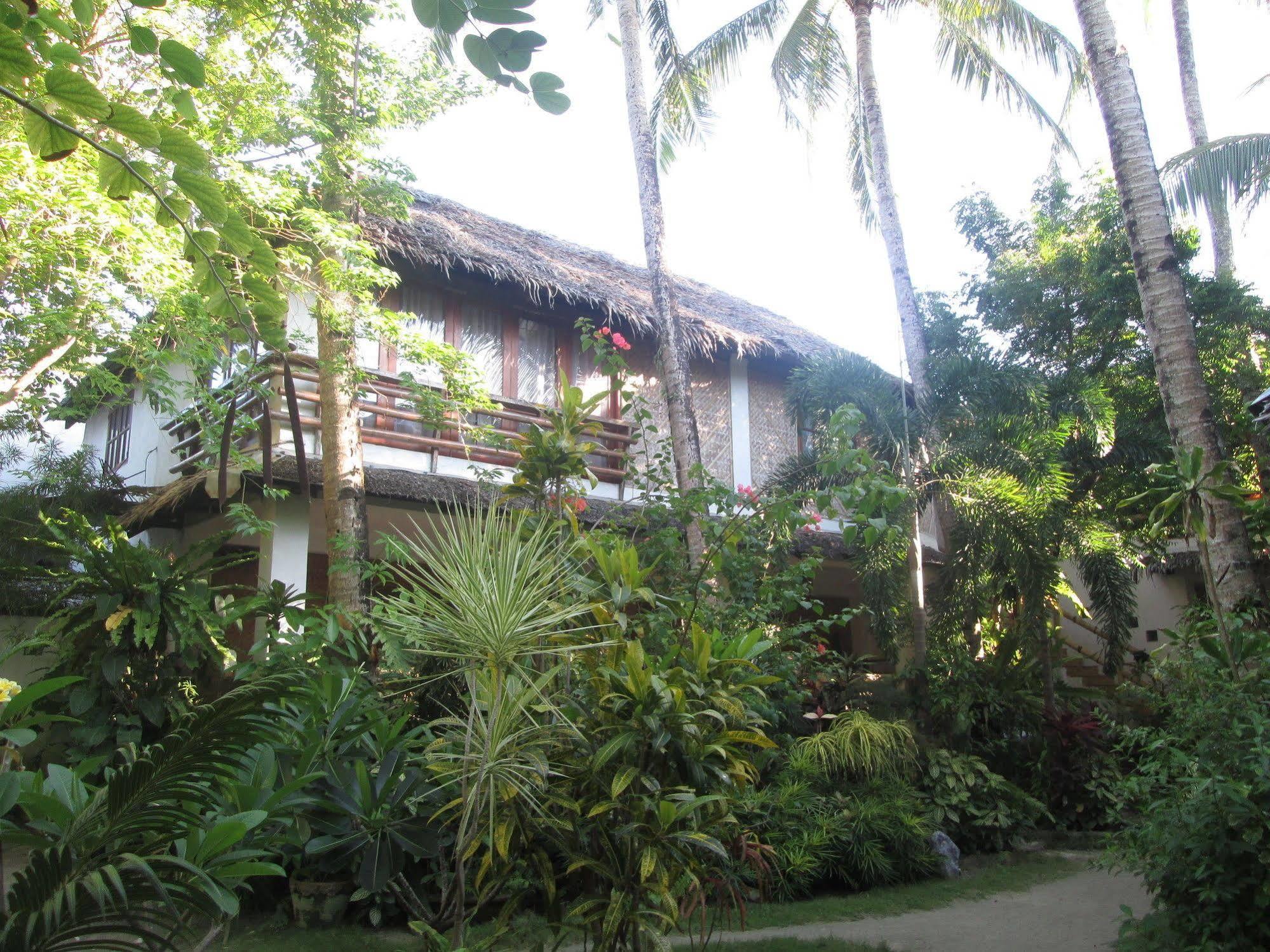 Bamboo Bungalows Resthouse Balabag  Esterno foto